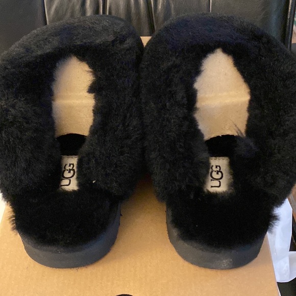 UGG Classic Slipper ii - Picture 3 of 5